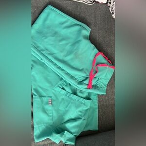 Figs scrubs- size small